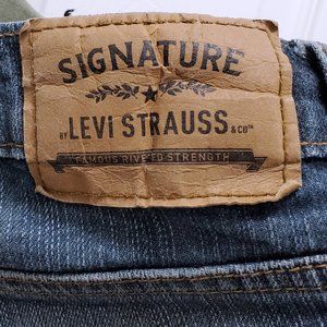 Levis Strauss signature jeans size 32W 32L